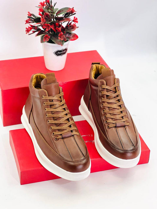 Timberland Solid Leather Boots with Durable Gum-sole (Brown)